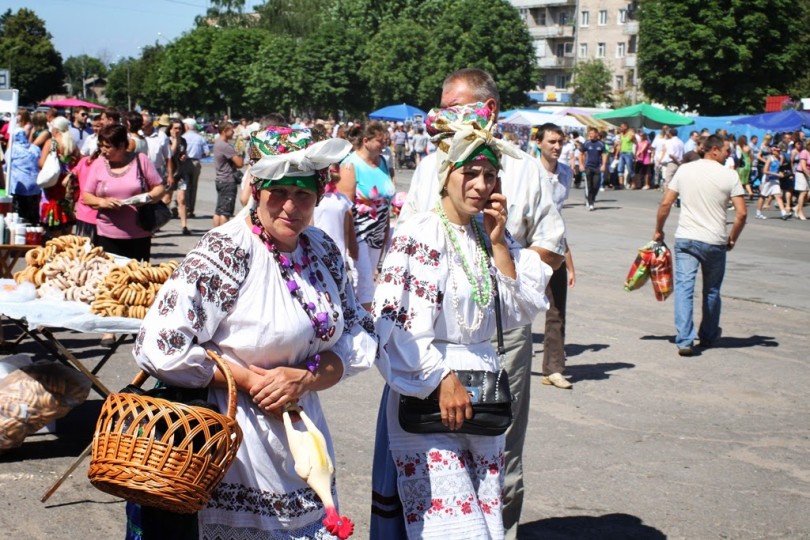 На Троїцькому ярмарку планують провести парад людей у вишиванках і парад велосипедистів