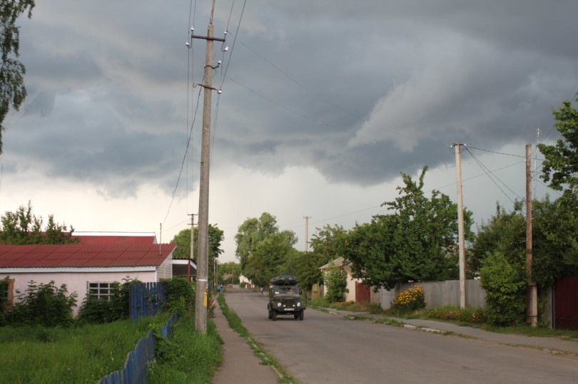 На Мену йде буря. Вулиця Червоноармійська. 11 липня 2014 р., 16.25. Фото