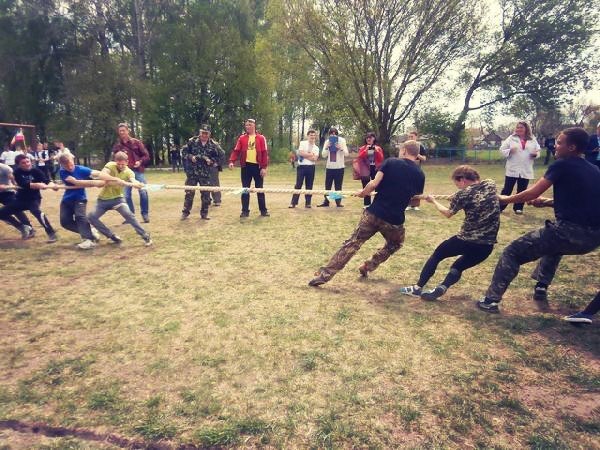 2 травня у школі Шевченка пройшла патріотична гра “Сокіл”