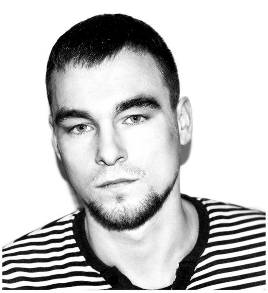 Футболіст “Лівша” з Макошиного: “Не кожен художник – це дизайнер. А от кожен дизайнер – певною мірою є художником”. Фото