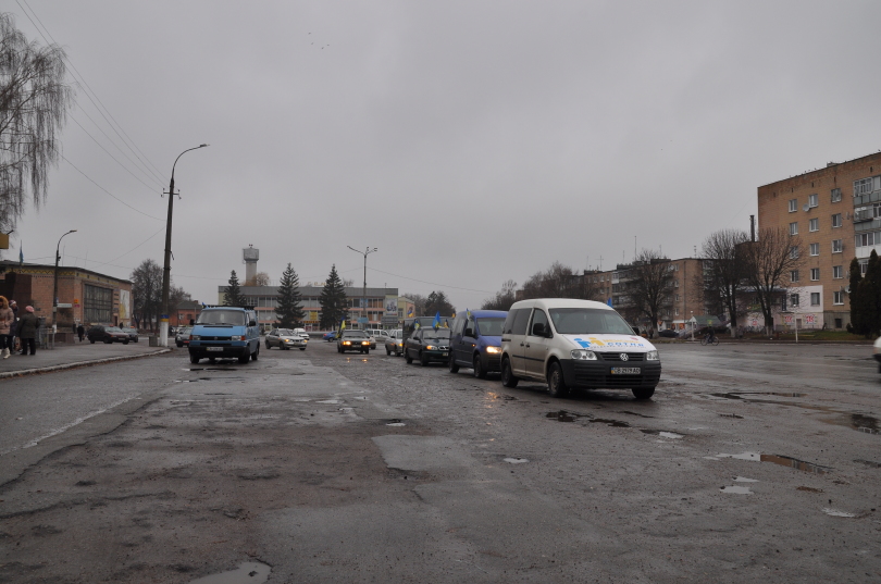 У Мені пройшов автопробіг приурочений річниці Революції Гідності. Фото