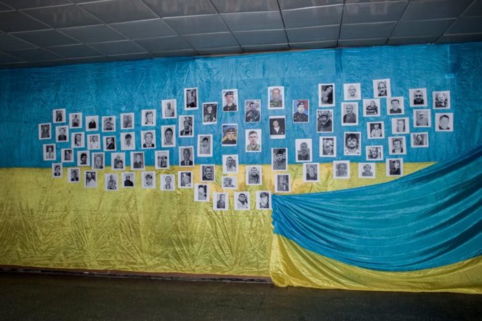А яким чином ви змінюєте хід історії нашої держави?