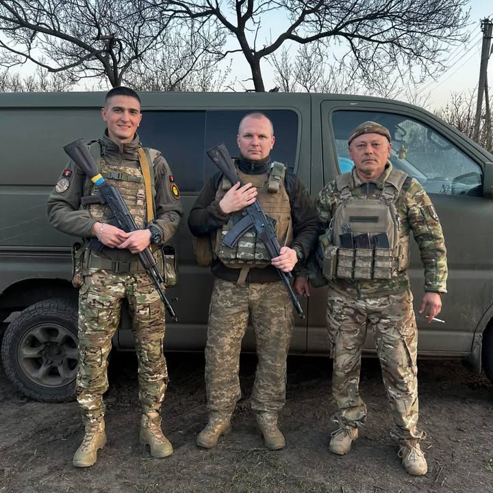 ПОВІДОМЛЕННЯ ЧИТАЧА. “Прошу допомоги у зборі на авто для ЗСУ”