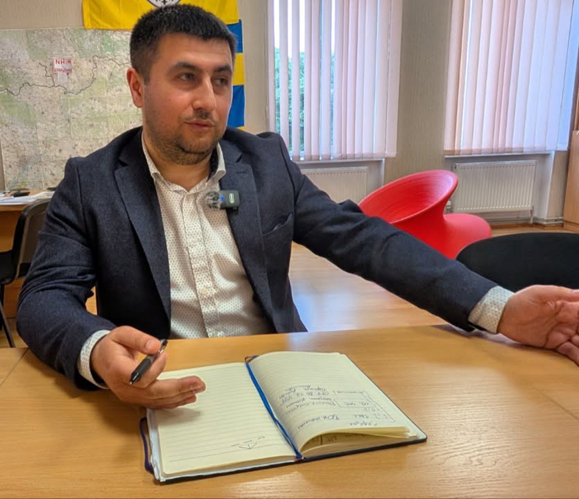 Ратан Ахмедов: &laquo;Багато моїх колег вважають мене &laquo;неврівноваженим психом&raquo;, але я поважаю людей, які сперечаються зі мною. Без них я &mdash; ніхто&raquo;
