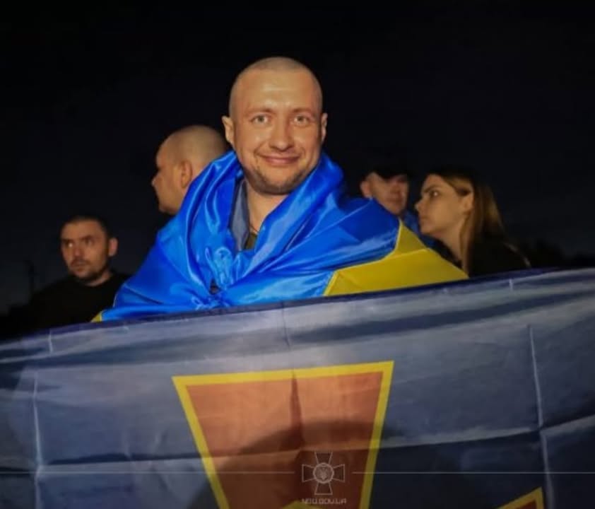Після 3 років полону додому повернувся захисник Петро Донець із Менської громади