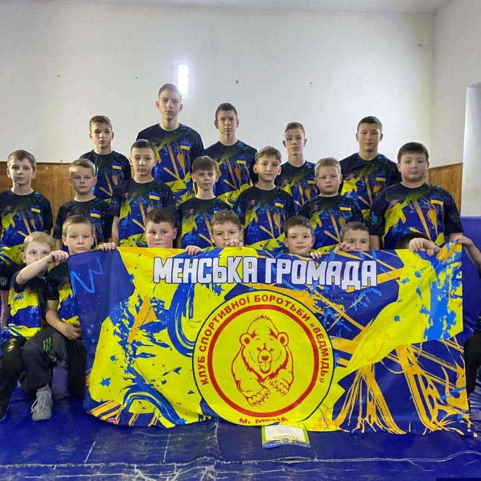 Гроші вже на картках: повний список 56 спортсменів та тренерів, яких преміювала громада