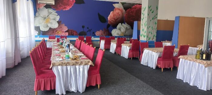 Кулінарія — Ресторани та кафе у Мені