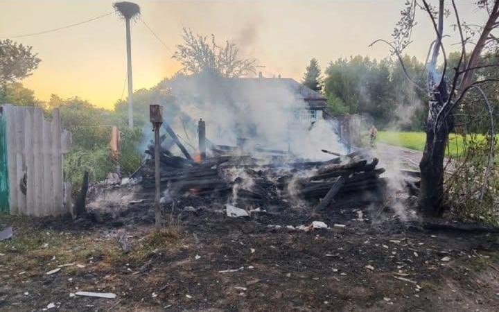 У Бірківці вогонь повністю знищив господарчу споруду