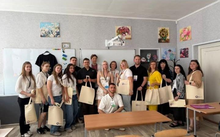 Працівники Менського молодіжного центру поділилися досвідом у Козельці