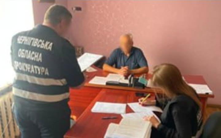 Гендиректора лікарні у Мені підозрюють у зловживанні службовим становищем