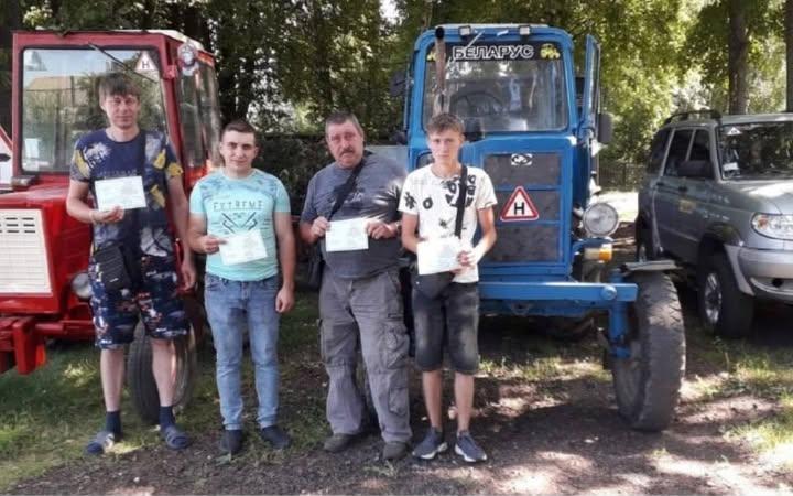 Отримайте професію тракториста-машиніста безкоштовно: Степанівський комбінат запрошує на навчання